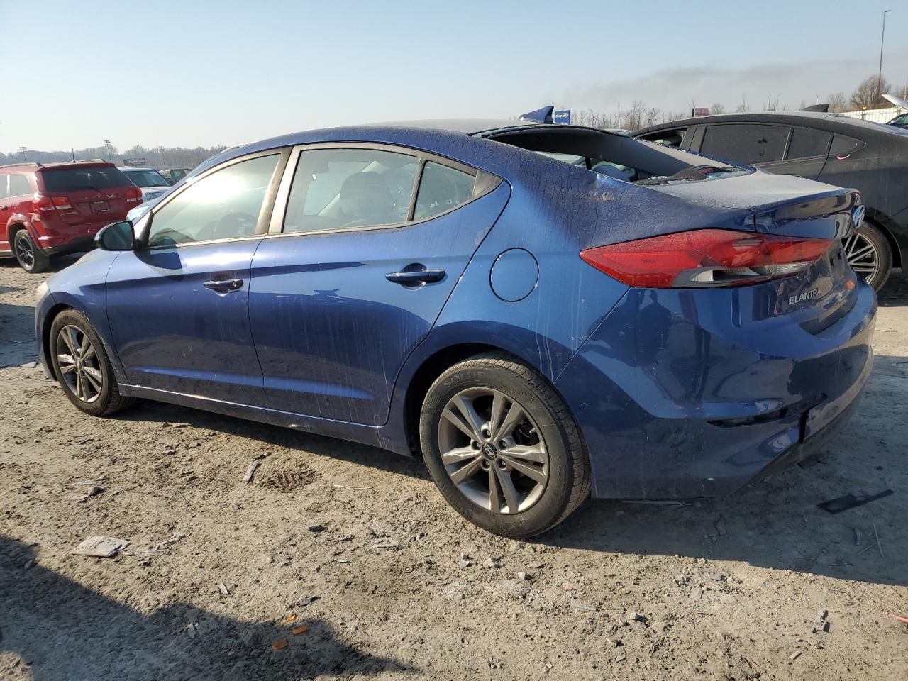 2018 Hyundai Elantra - Image 2