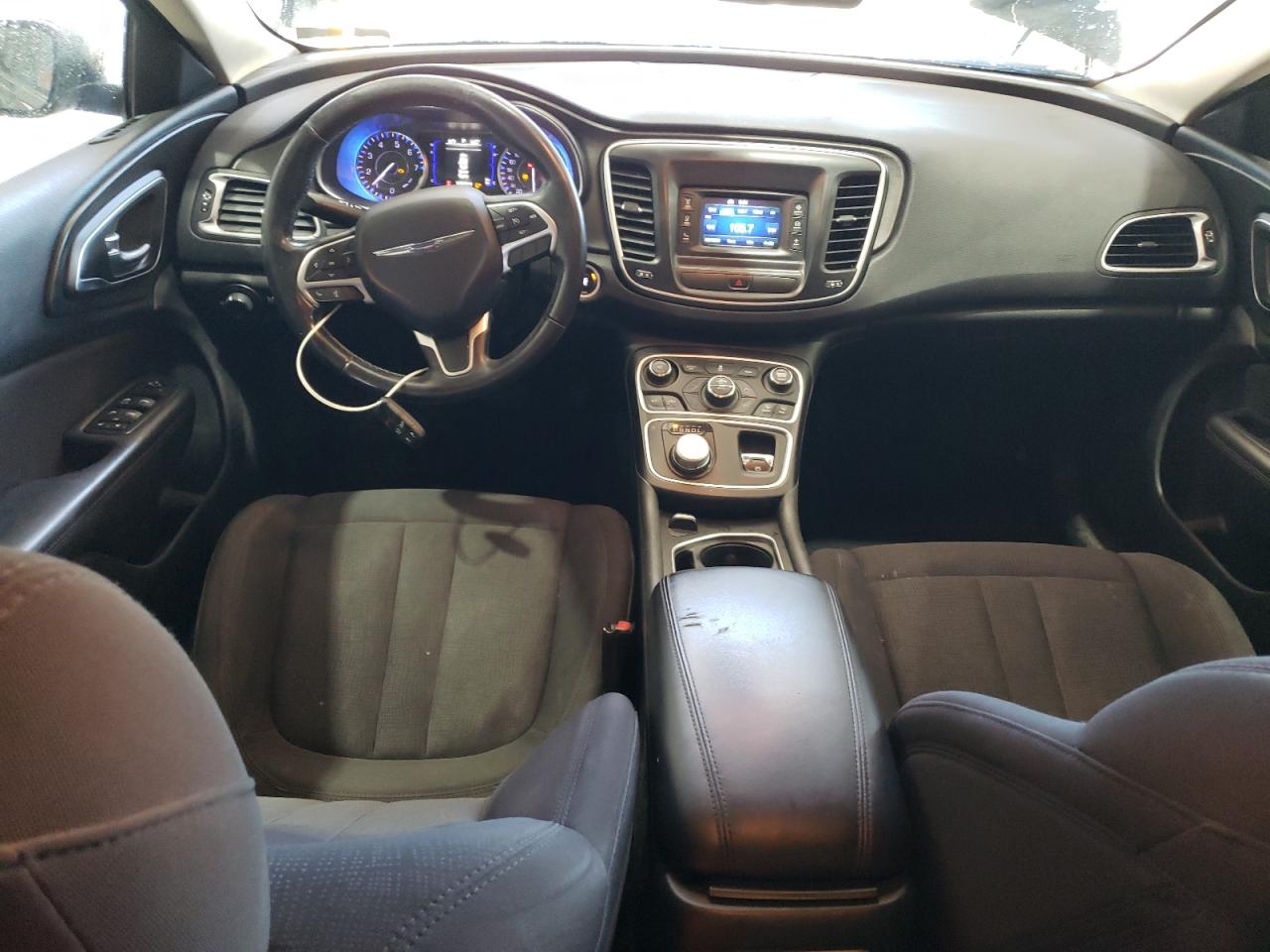 2015 Chrysler 200 - Image 8