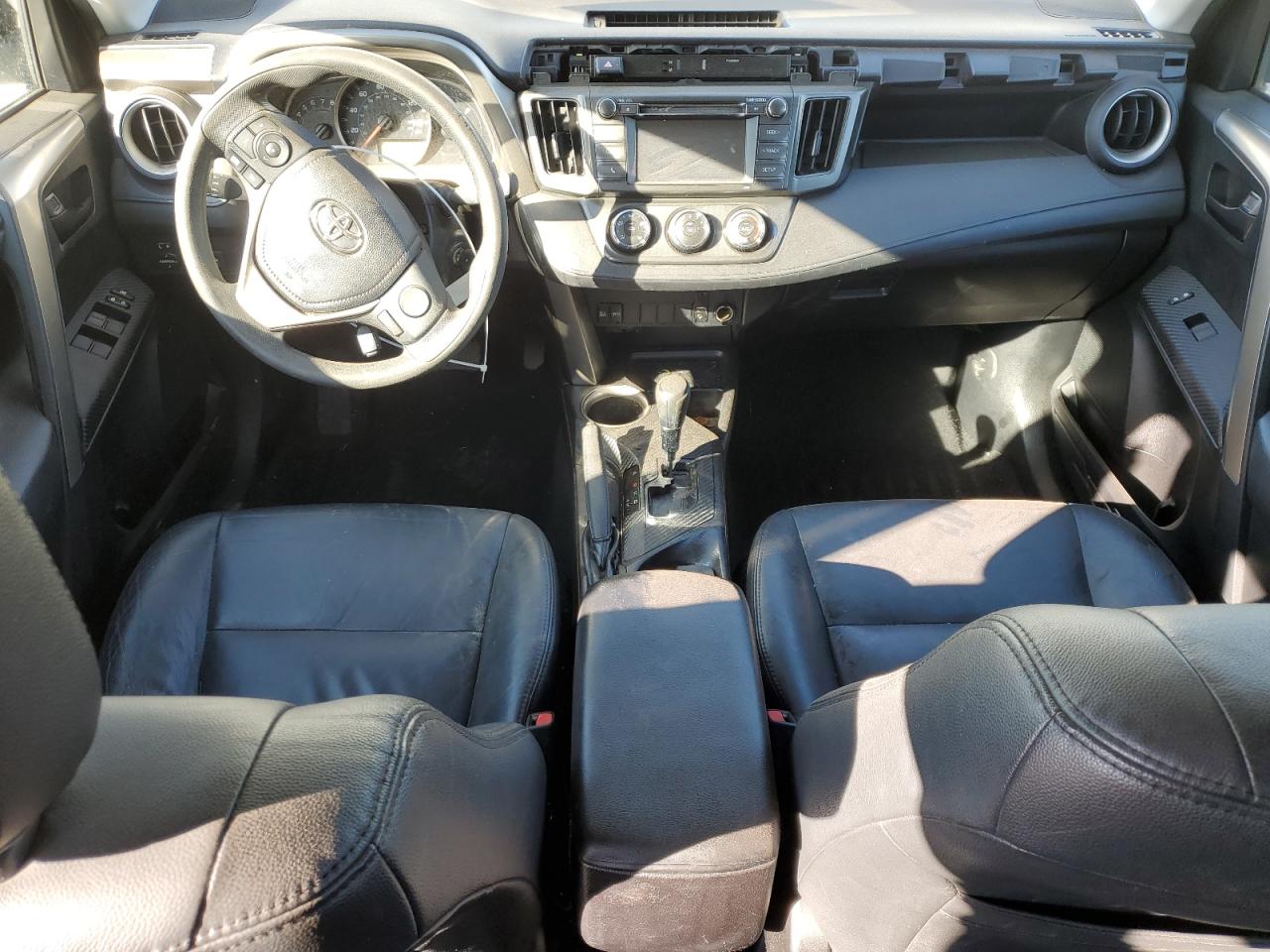 2015 Toyota RAV 4 - Image 8