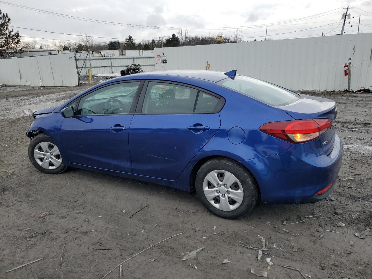 2017 Kia Forte - Image 2