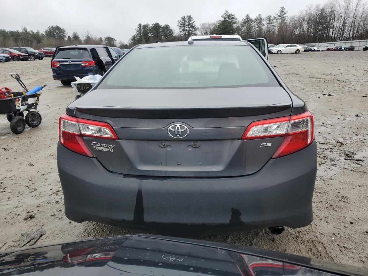 2013 Toyota Camry - Image 6