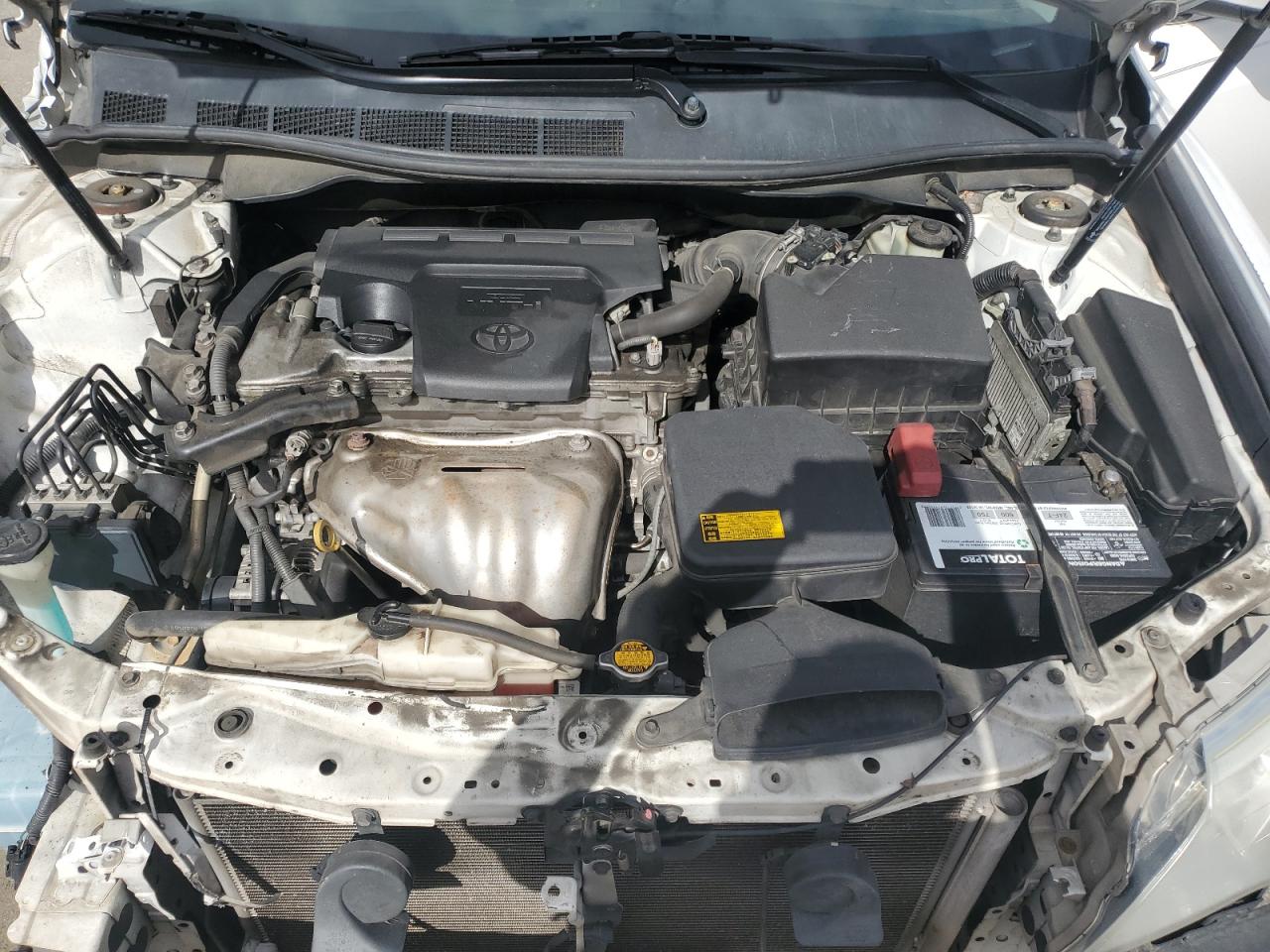 2014 Toyota Camry - Image 11