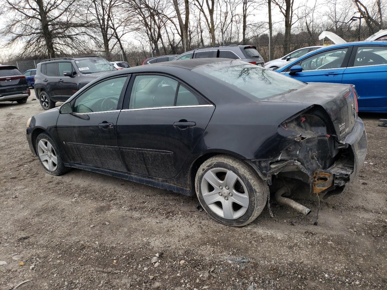 2010 Pontiac G6 - Image 2