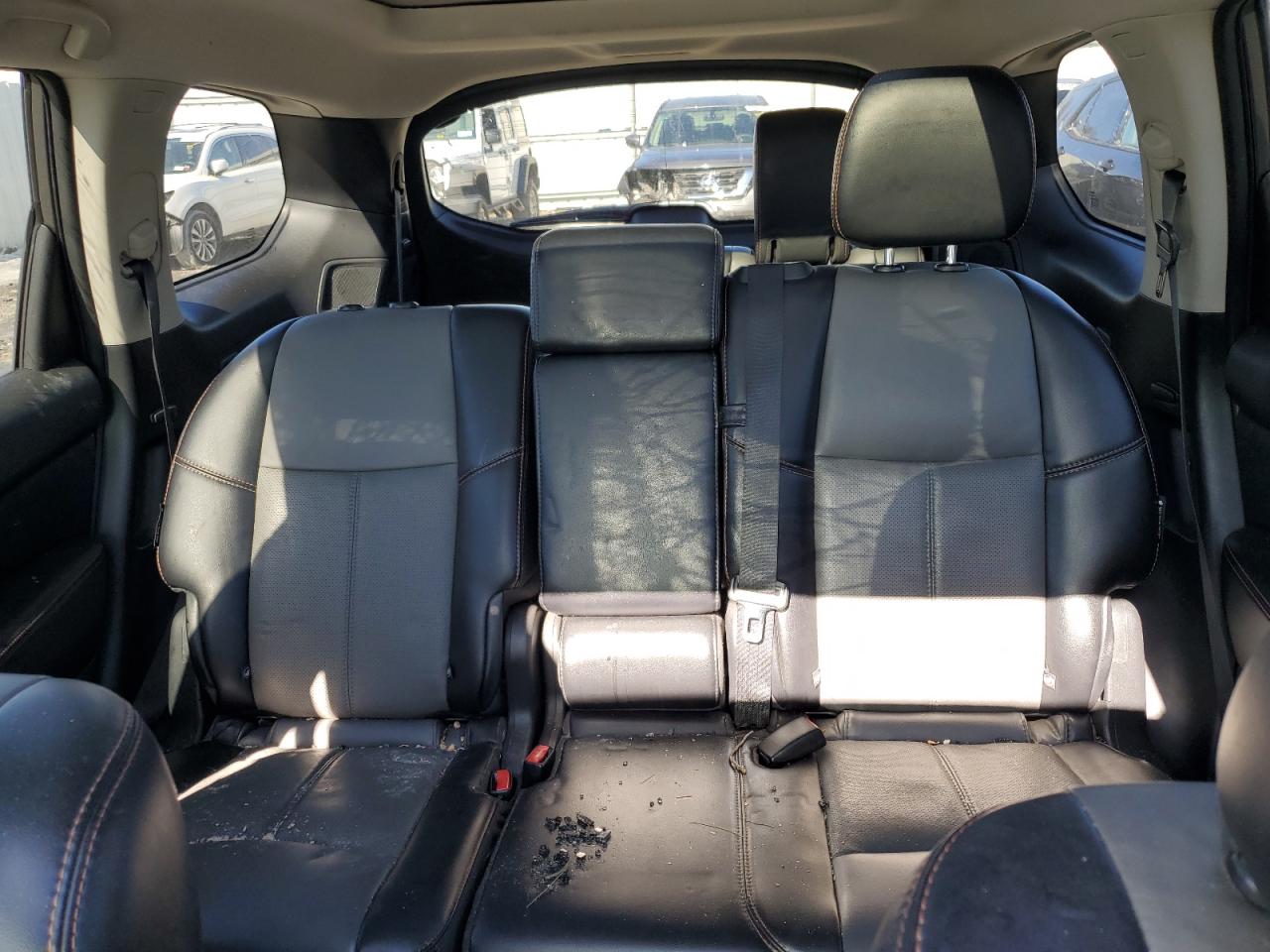 2019 Nissan Pathfinder - Image 10