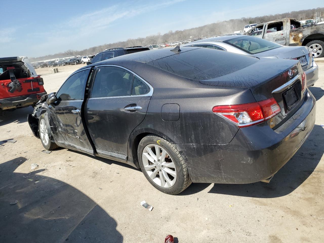 2011 Lexus ES - Image 2