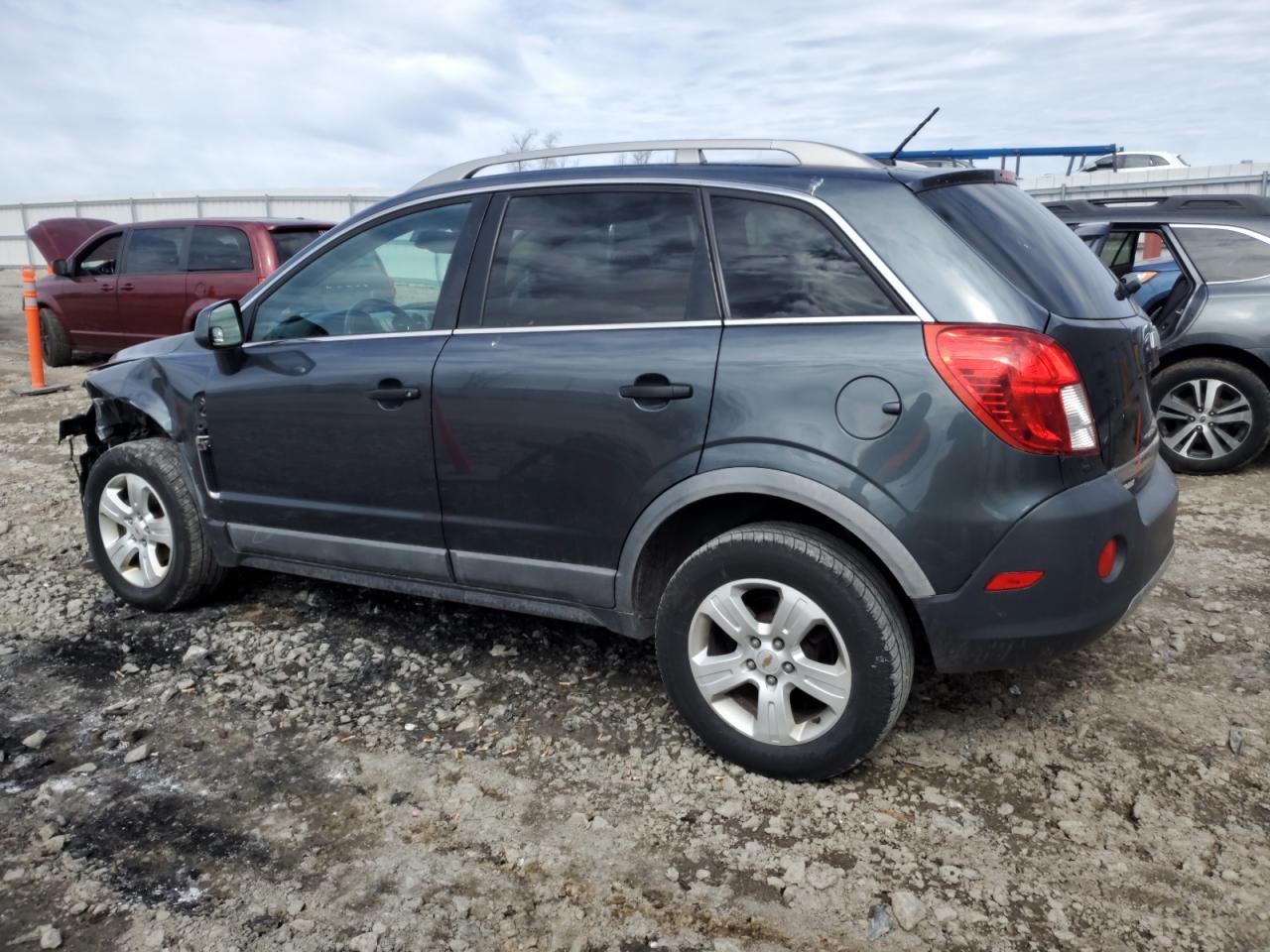 2013 Chevrolet Captiva - Image 2