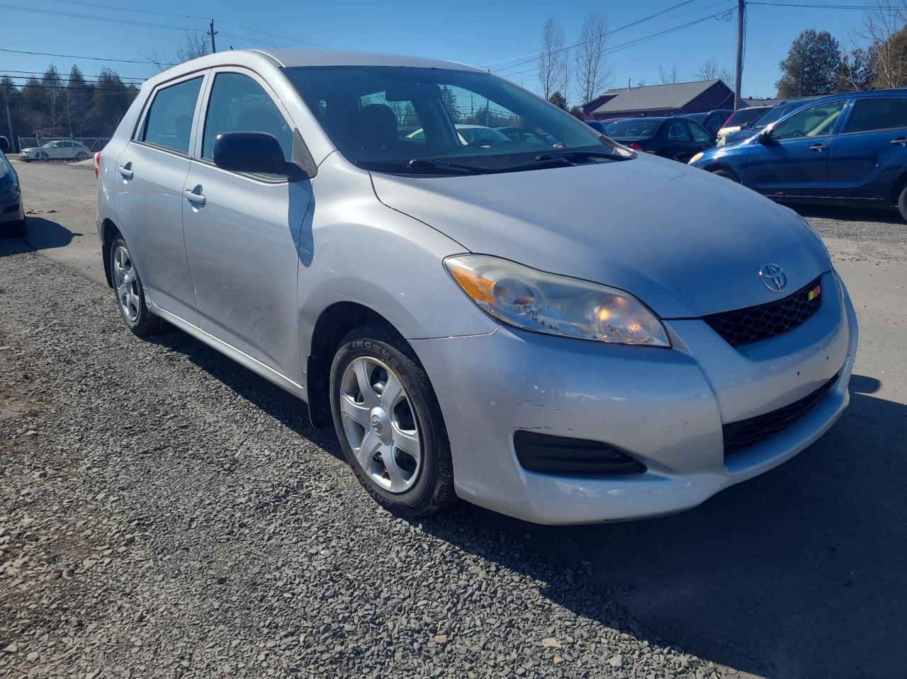 2009 Toyota Corolla Matrix for Sale in Ottawa, ON - Minor Dent/Scratches