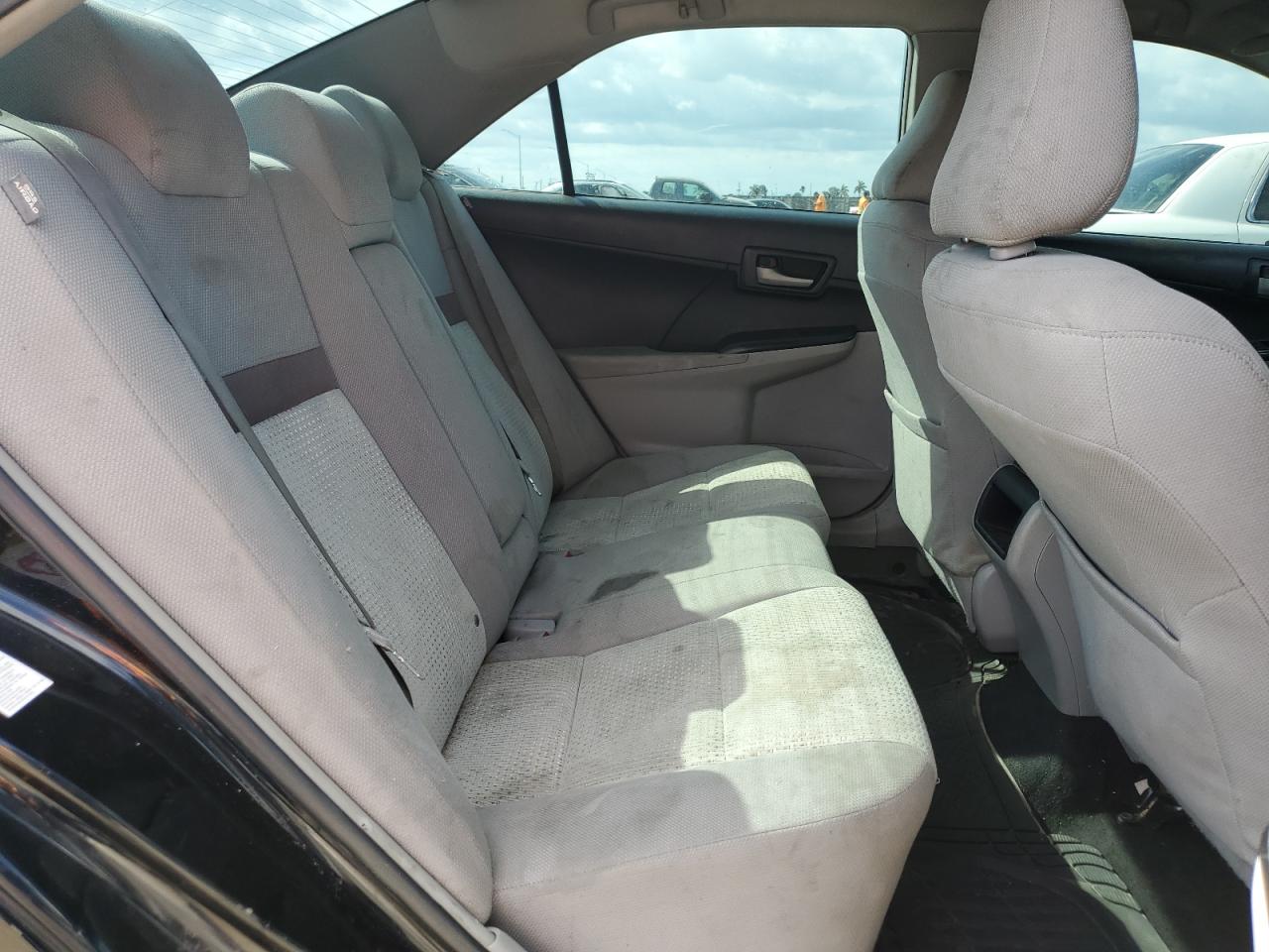 2014 Toyota Camry - Image 10