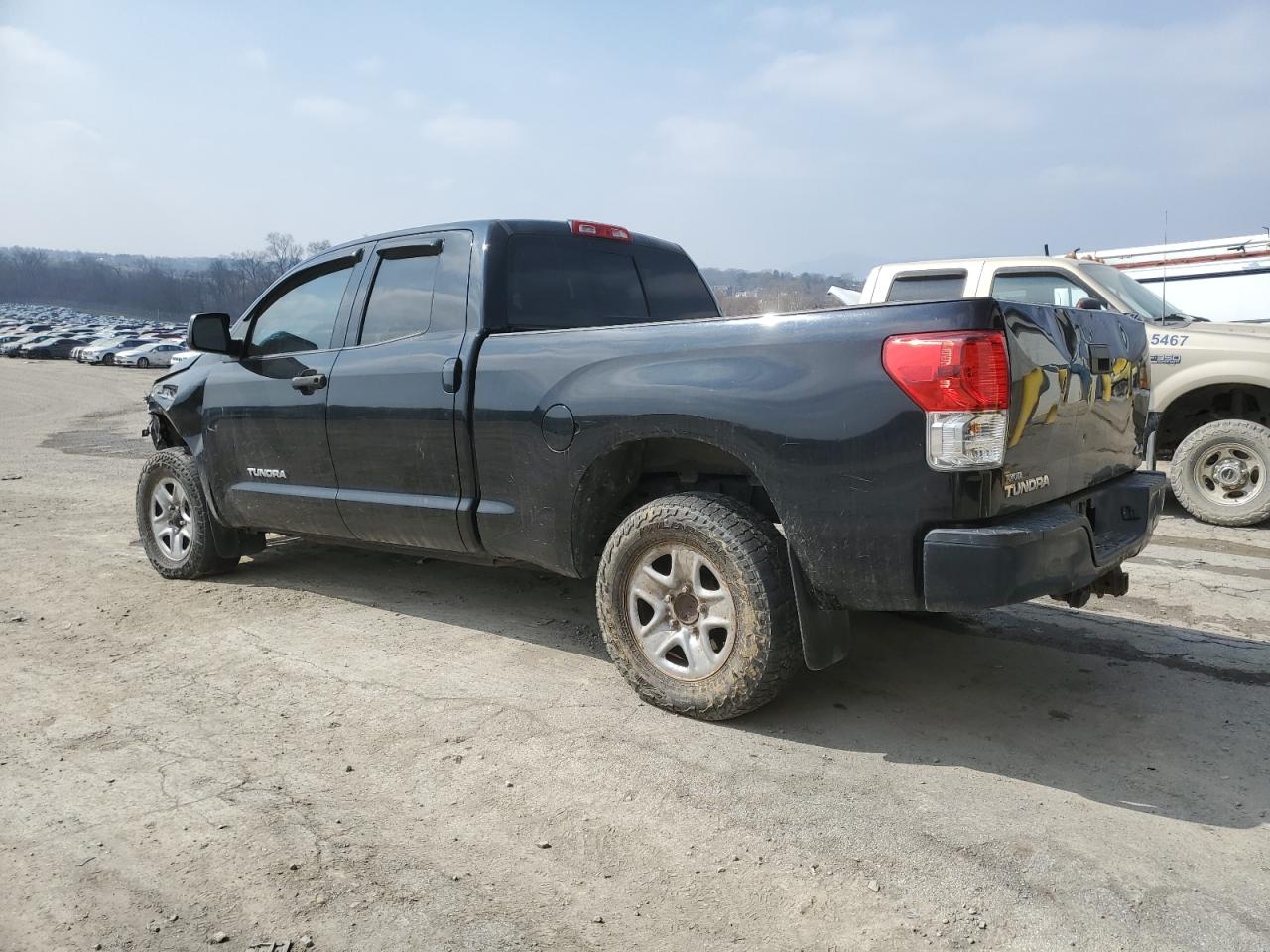 2013 Toyota Tundra - Image 2