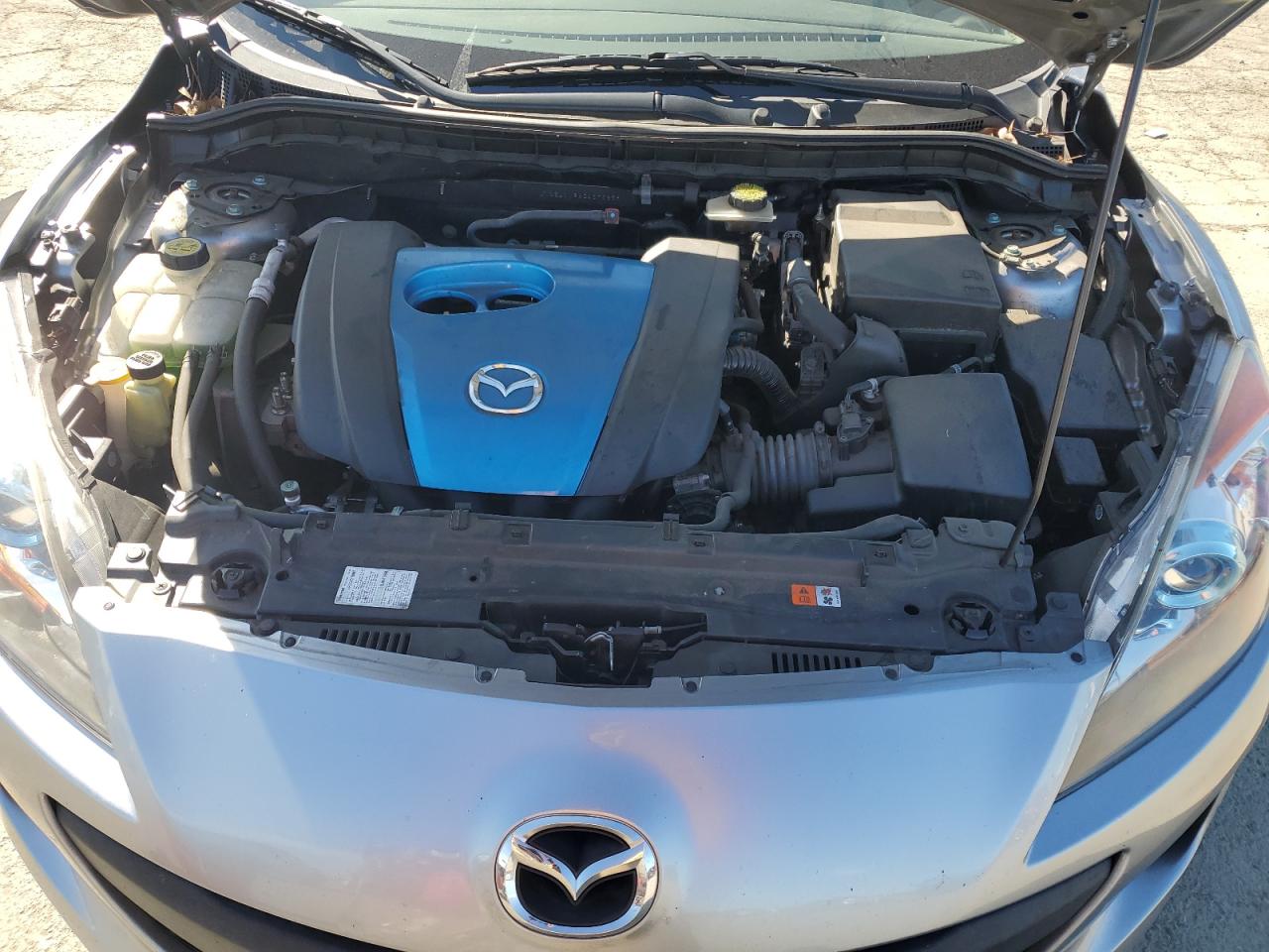 2012 Mazda 3 - Image 12