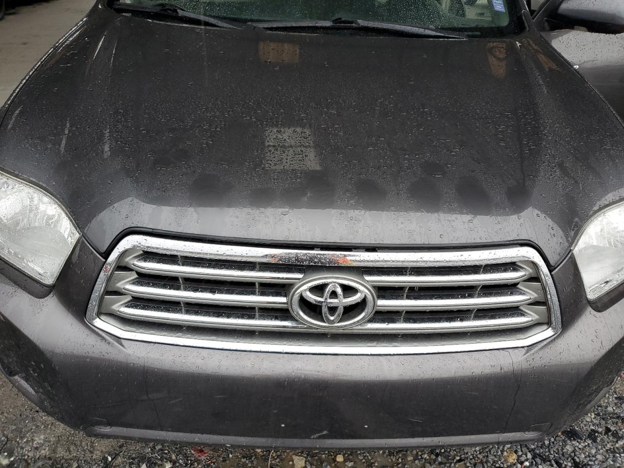 2009 Toyota Highlander - Image 12