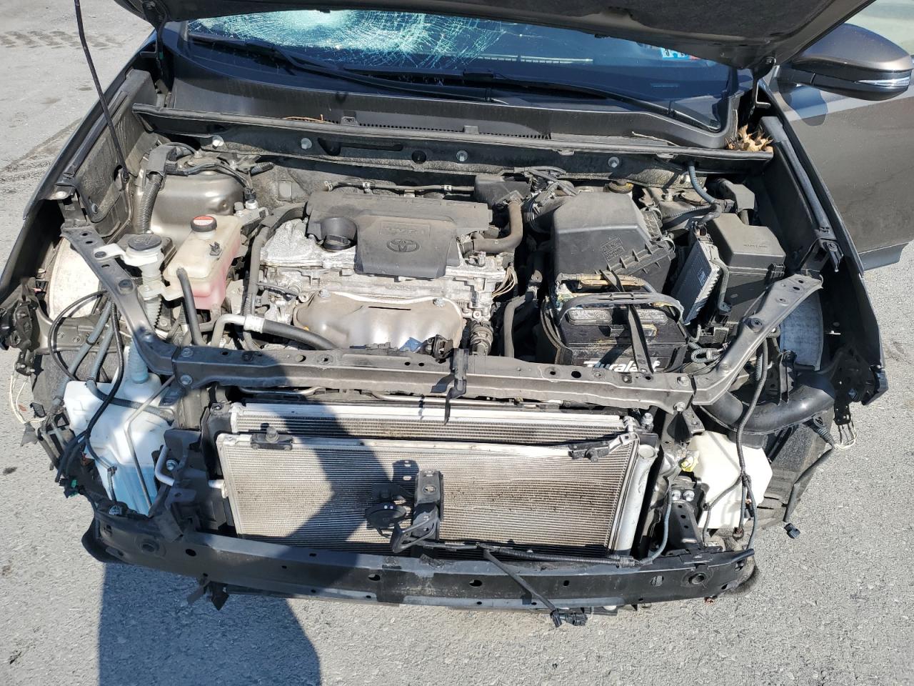 2014 Toyota RAV 4 - Image 12