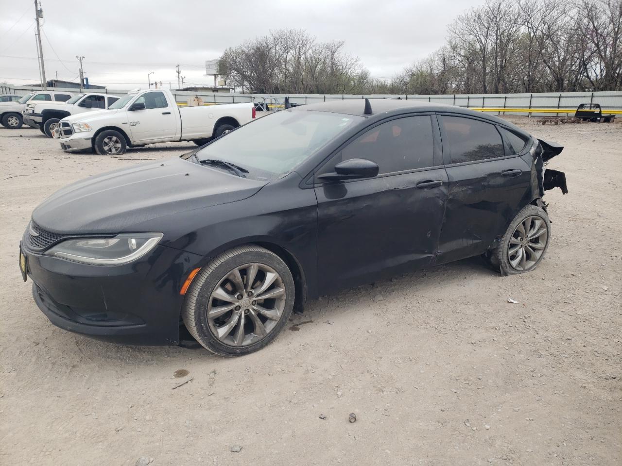 2015 Chrysler 200 S for Sale in Oklahoma City, OK - Rear End