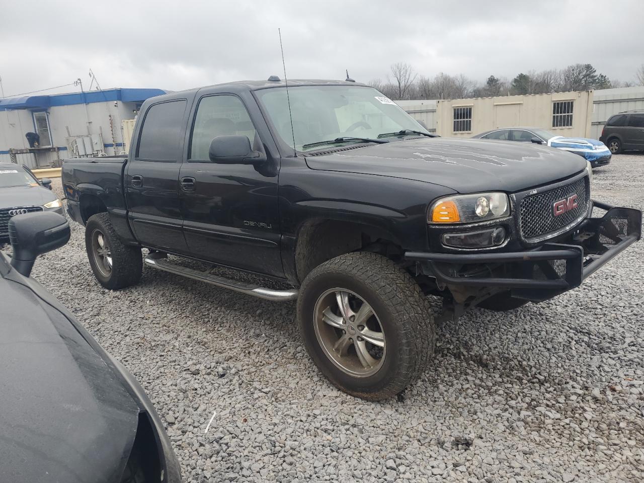 2005 GMC Sierra - Image 4