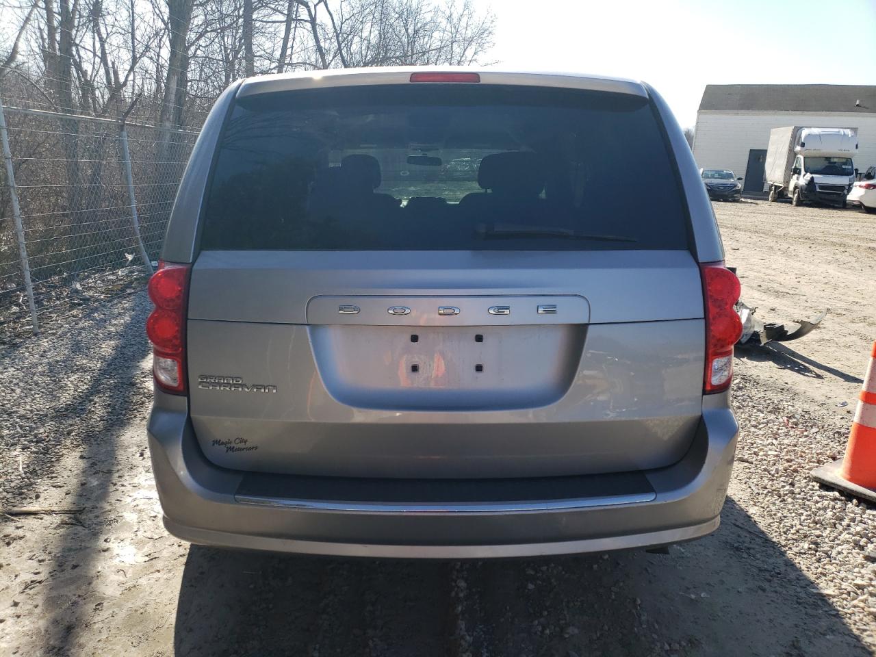 2016 Dodge Caravan - Image 6