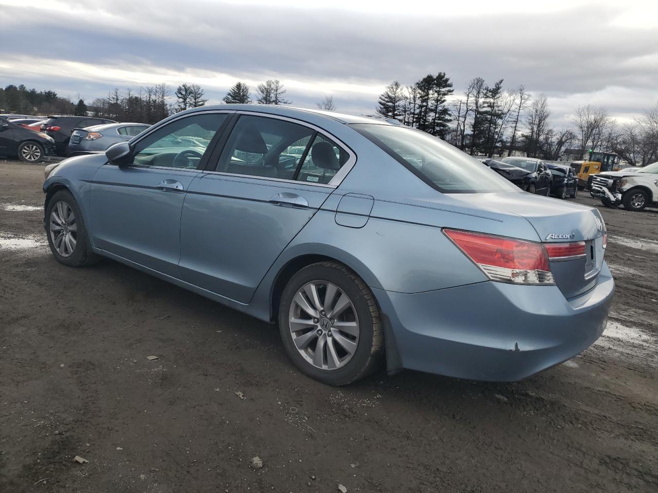 2011 Honda Accord - Image 2