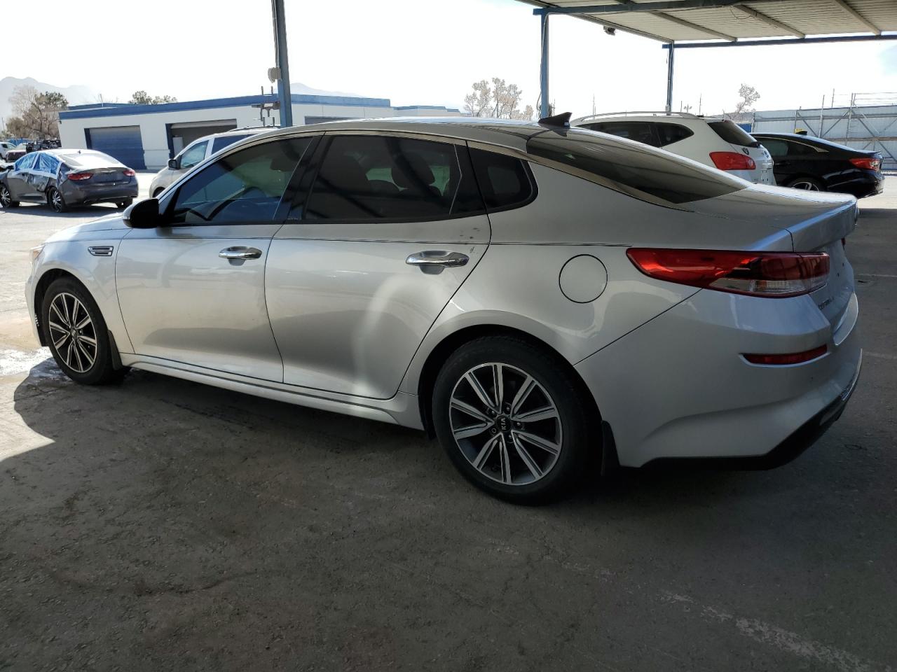 2019 Kia Optima - Image 2