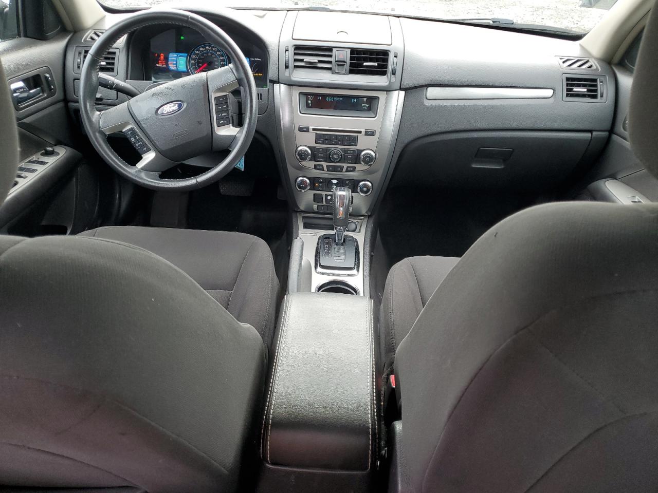 2010 Ford Fusion - Image 8