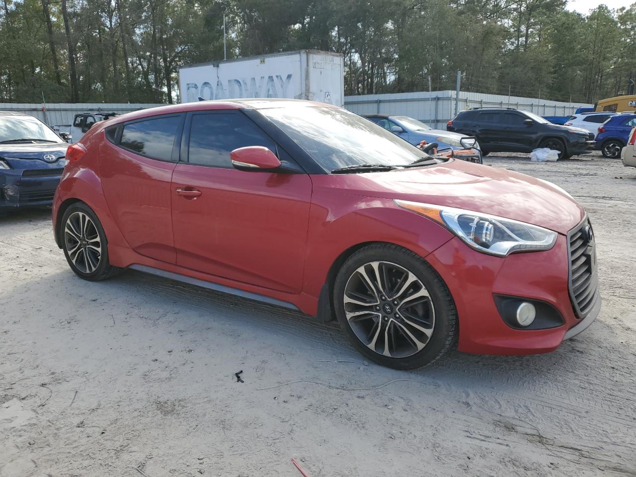 2016 Hyundai Veloster - Image 4