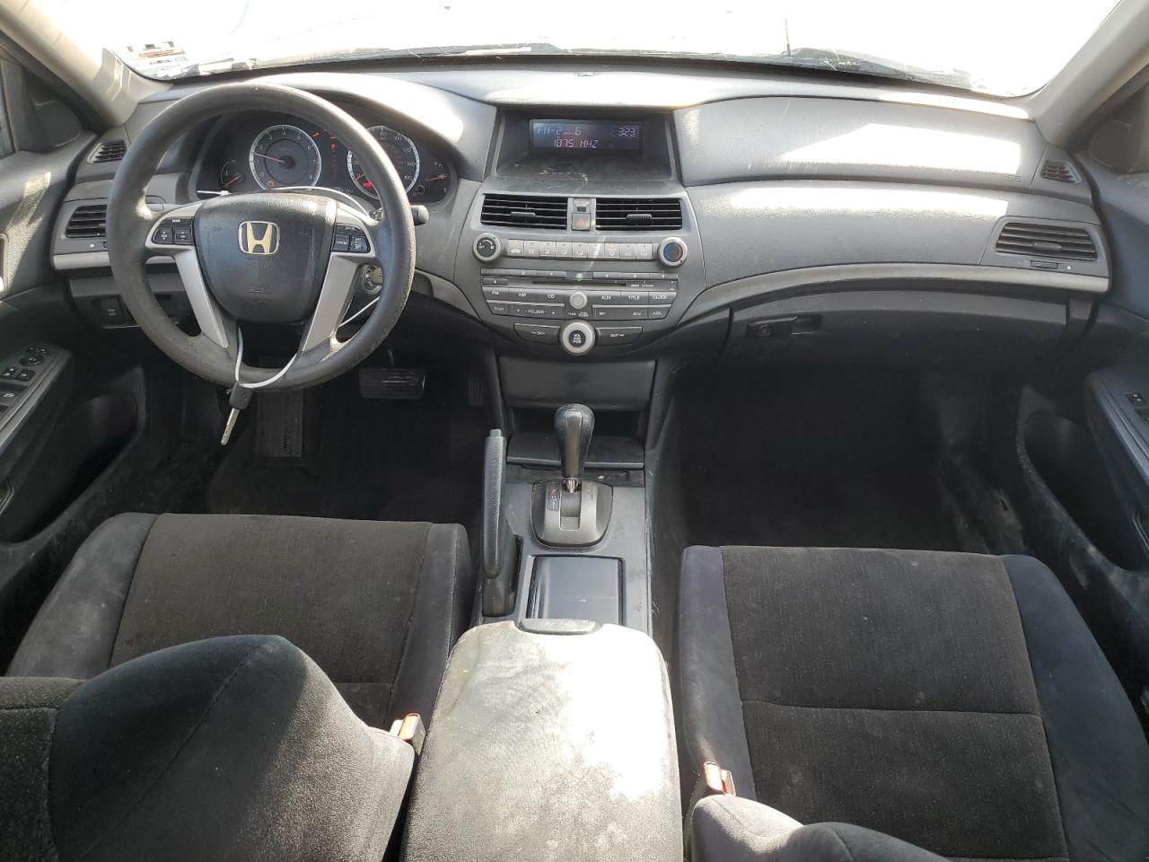 2010 Honda Accord - Image 8