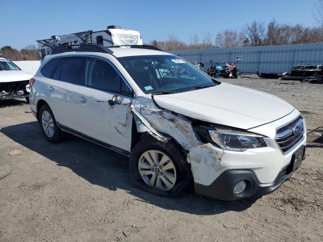 SUBARU OUTBACK 2019 White
