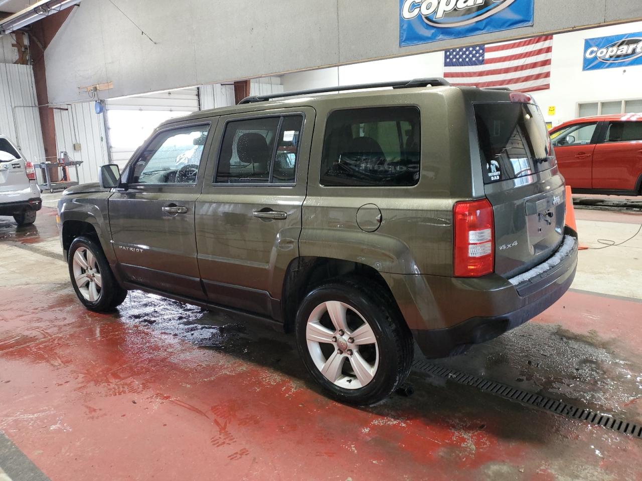 2015 Jeep Liberty (Patriot) - Image 2