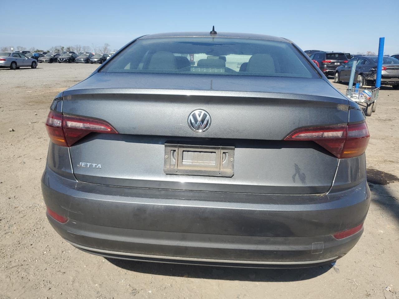 2019 Volkswagen Jetta - Image 6