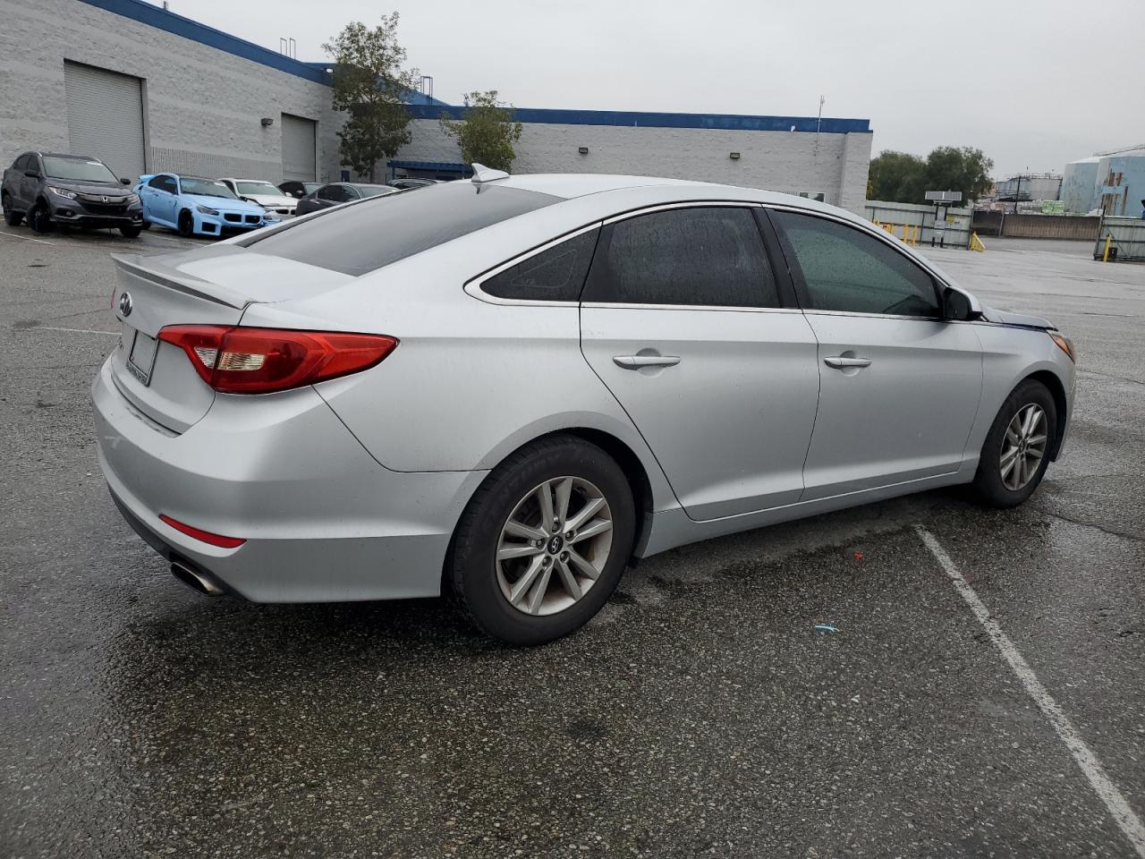 2015 Hyundai Sonata - Image 3