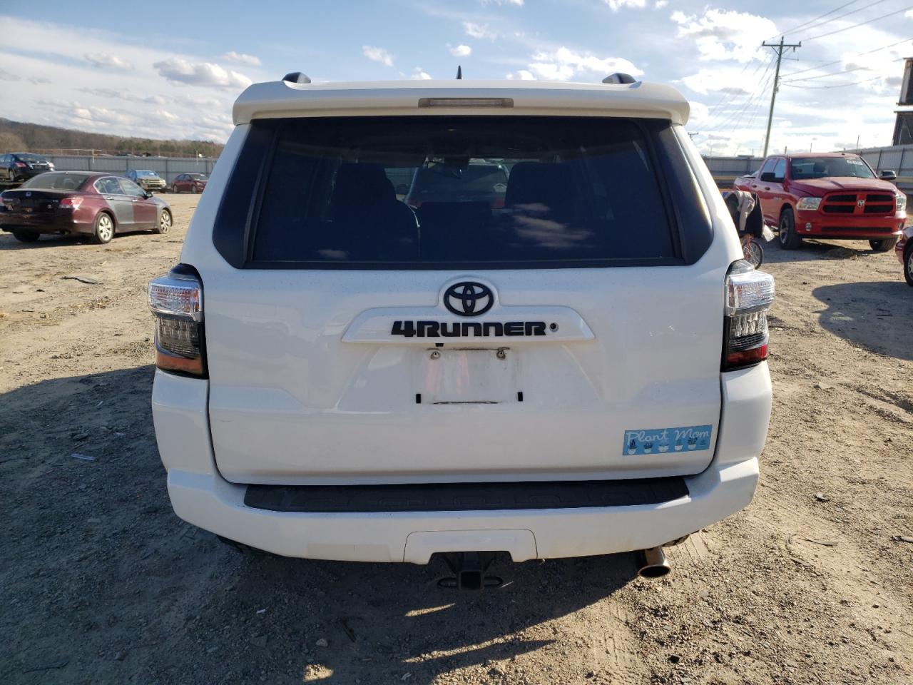 2021 Toyota 4Runner - Image 6