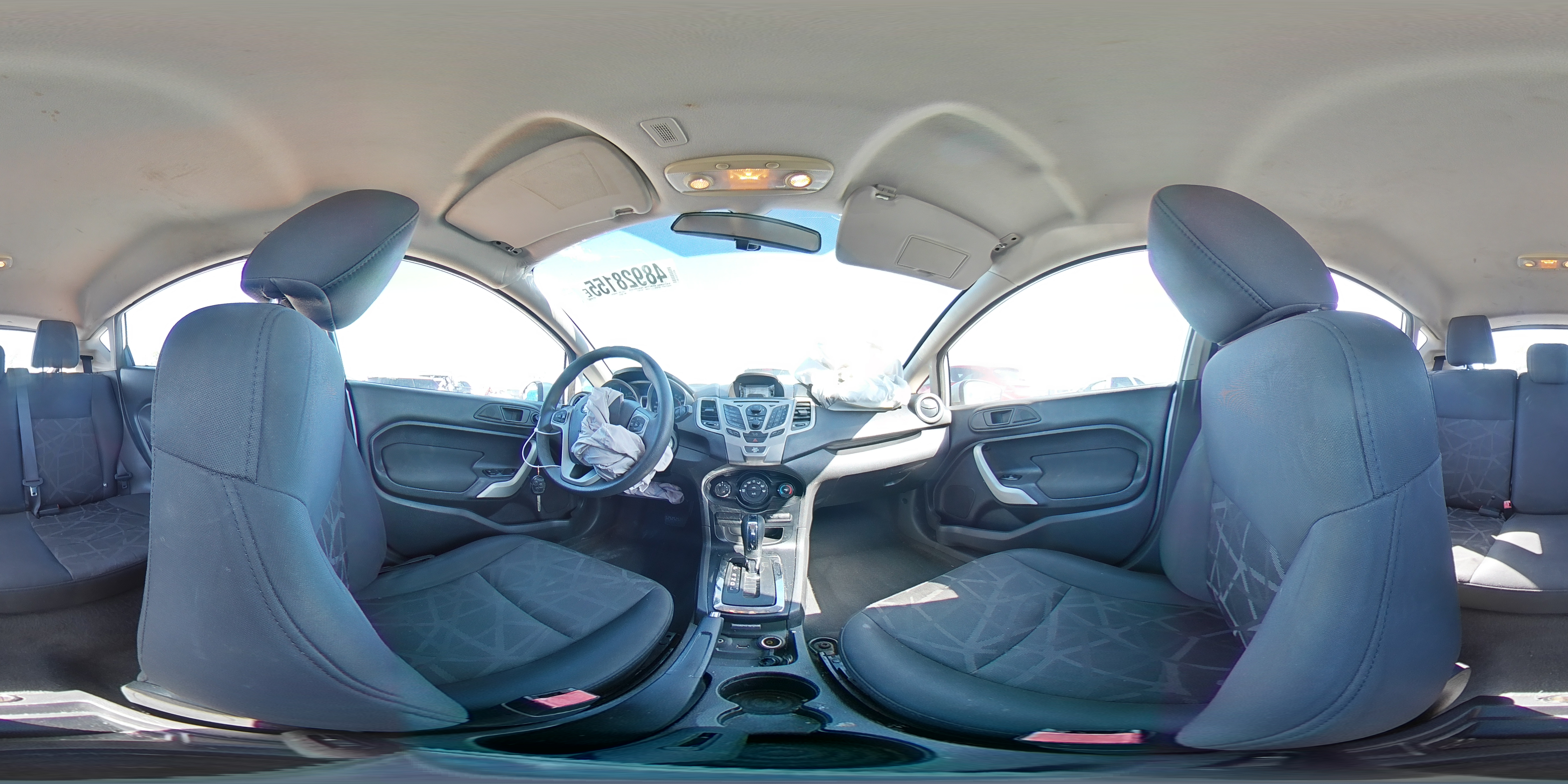 2011 Ford Fiesta - Image 13