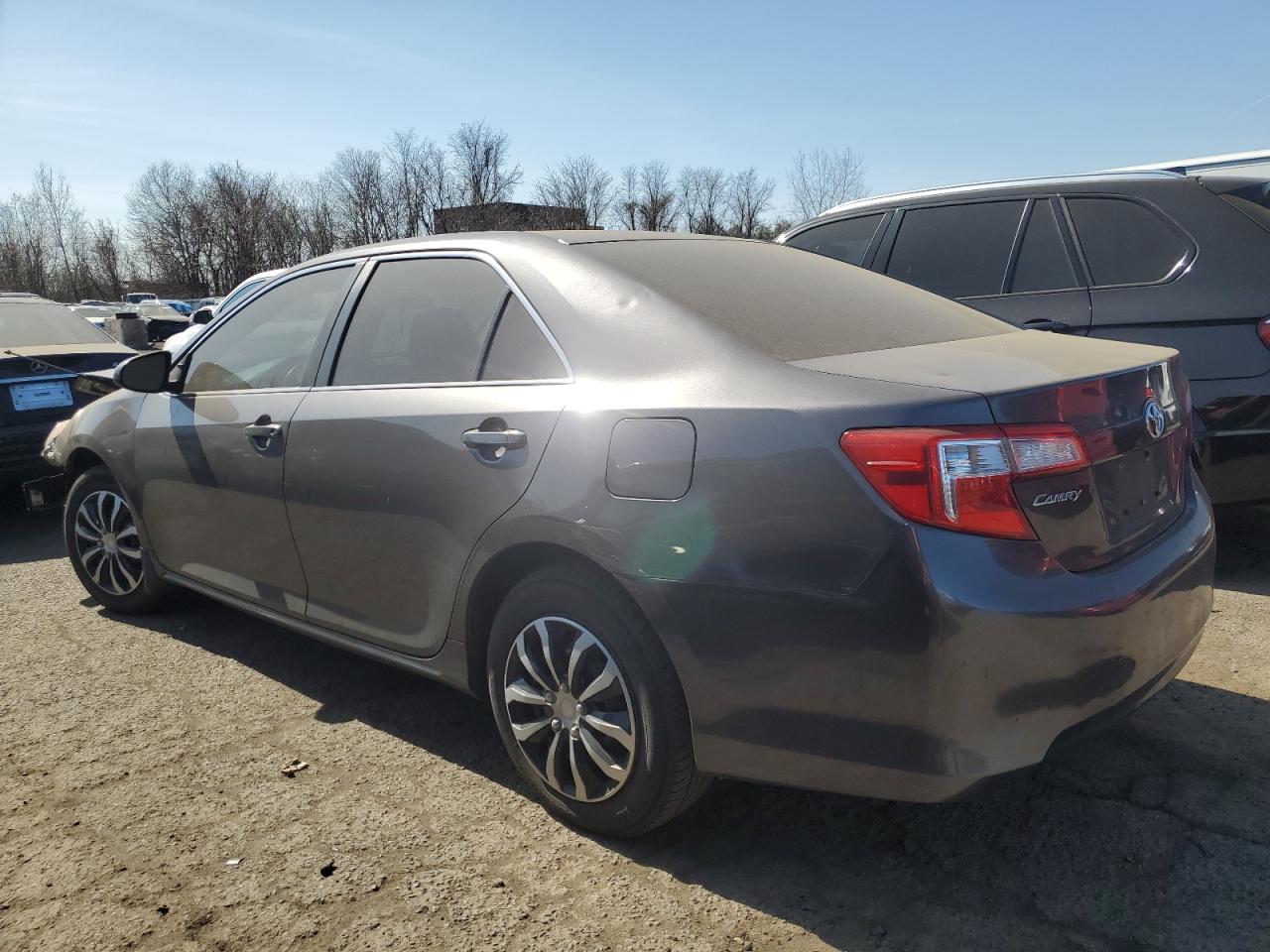 2014 Toyota Camry - Image 2