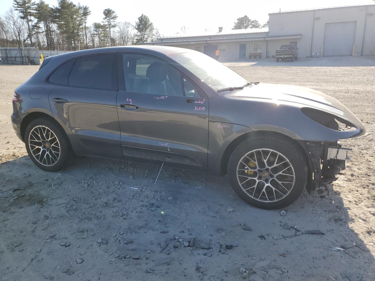 2018 Porsche Macan - Image 4