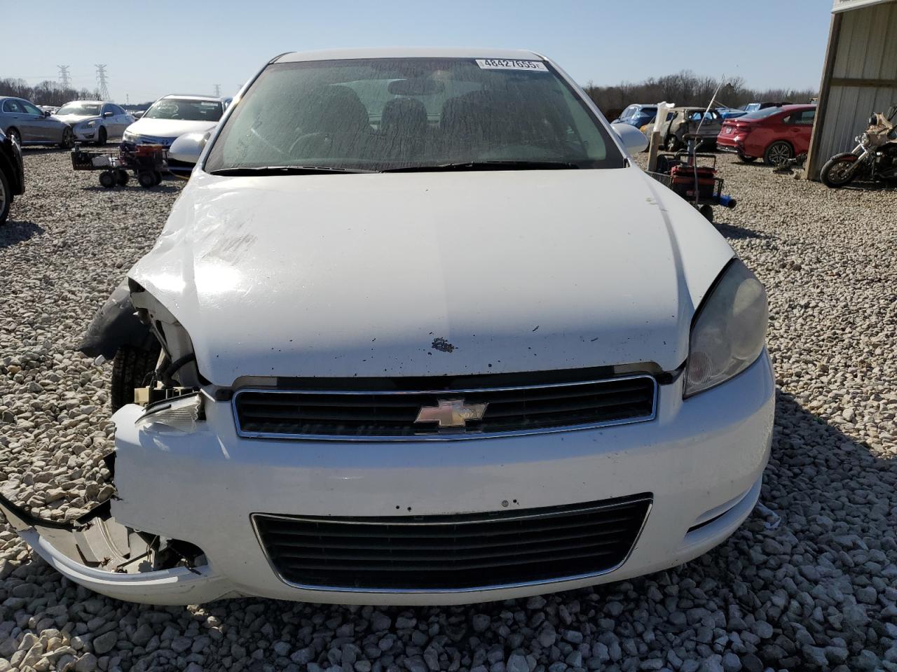 2011 Chevrolet Impala - Image 5