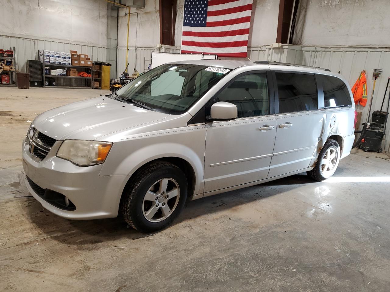 2011 Dodge Caravan - Image 1