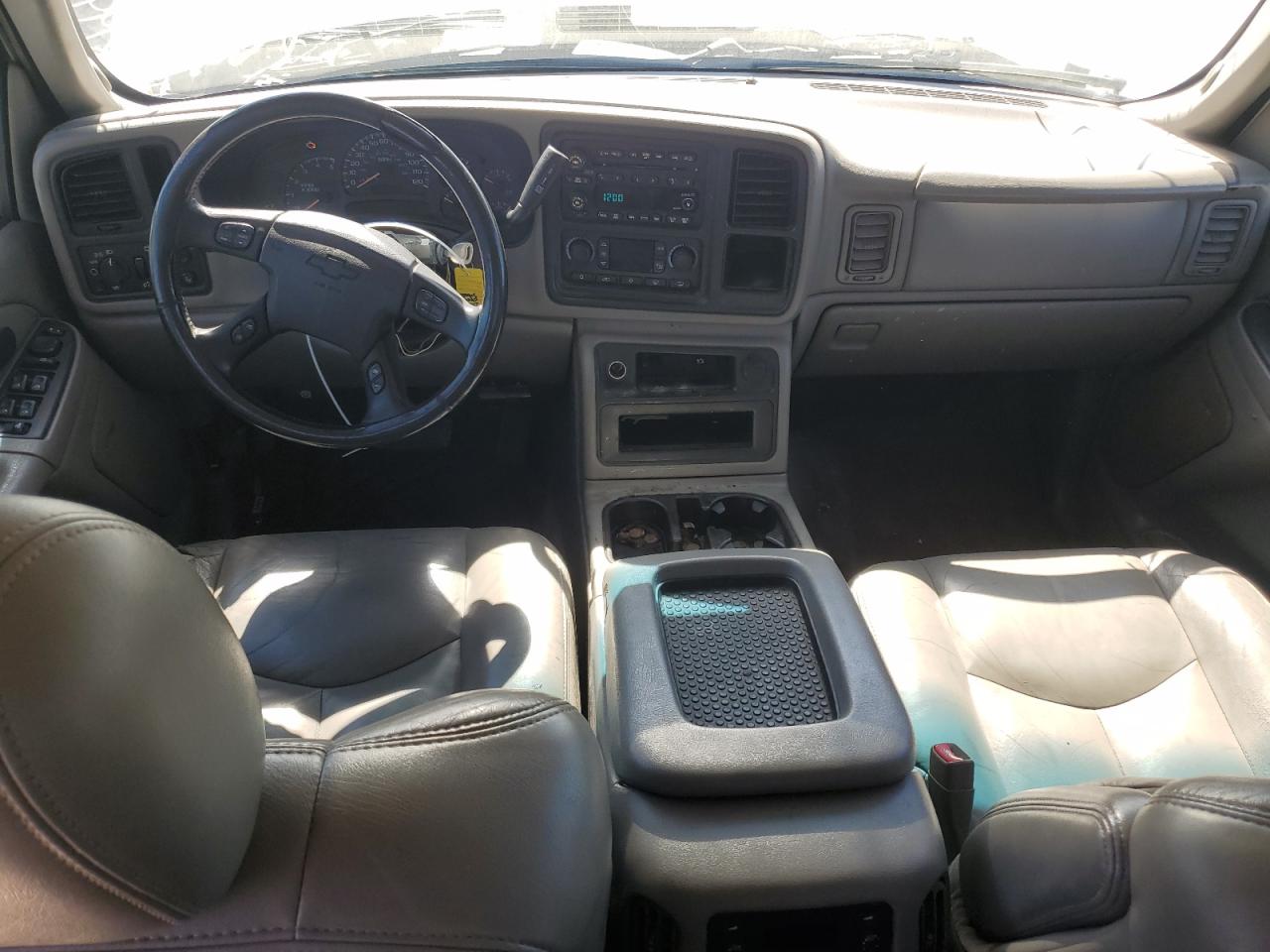2004 Chevrolet Silverado - Image 8