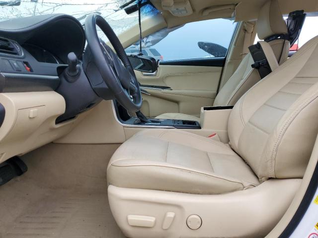  TOYOTA CAMRY 2016 Biały