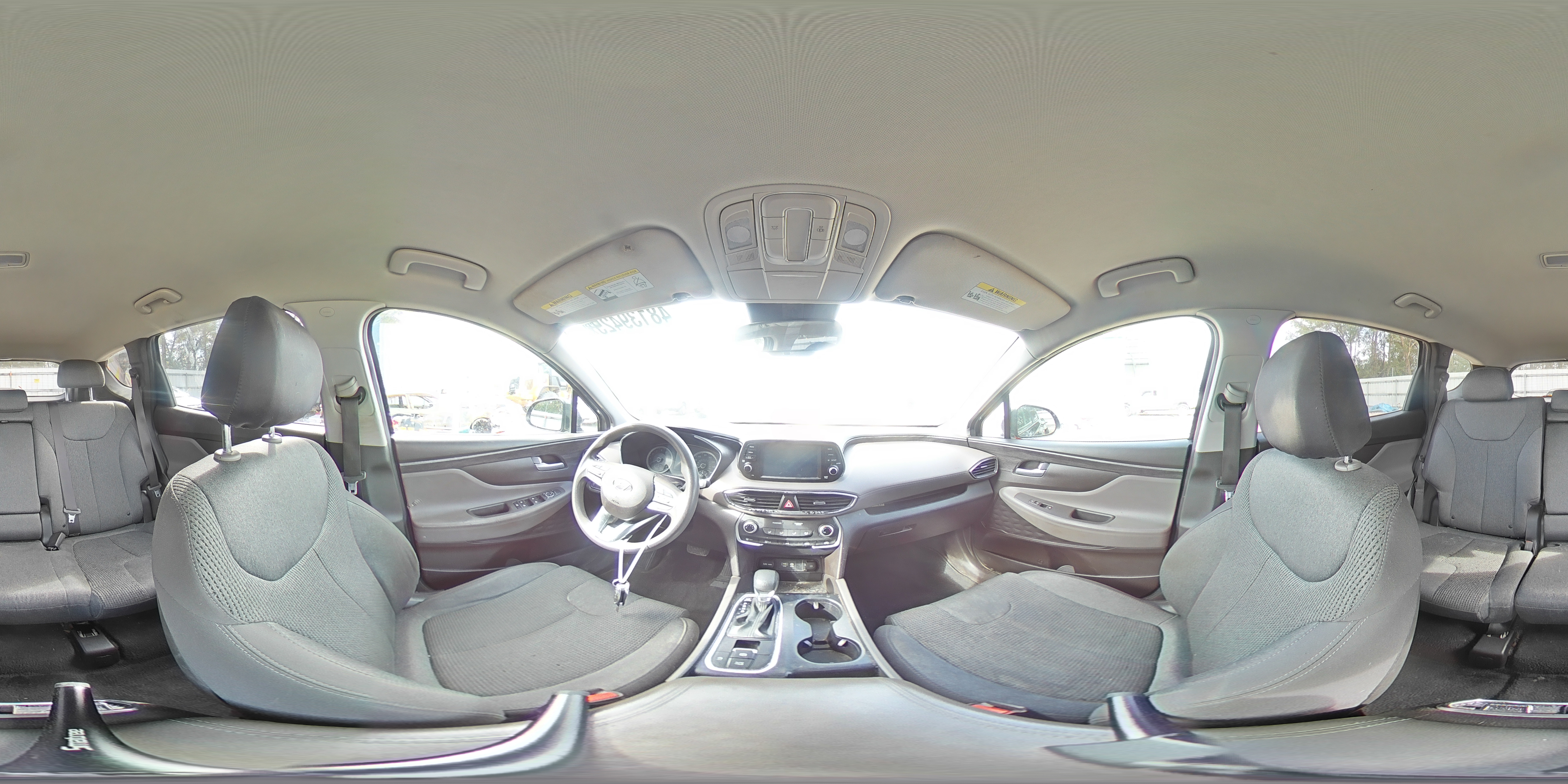 2020 Hyundai Santa Fe - Image 15