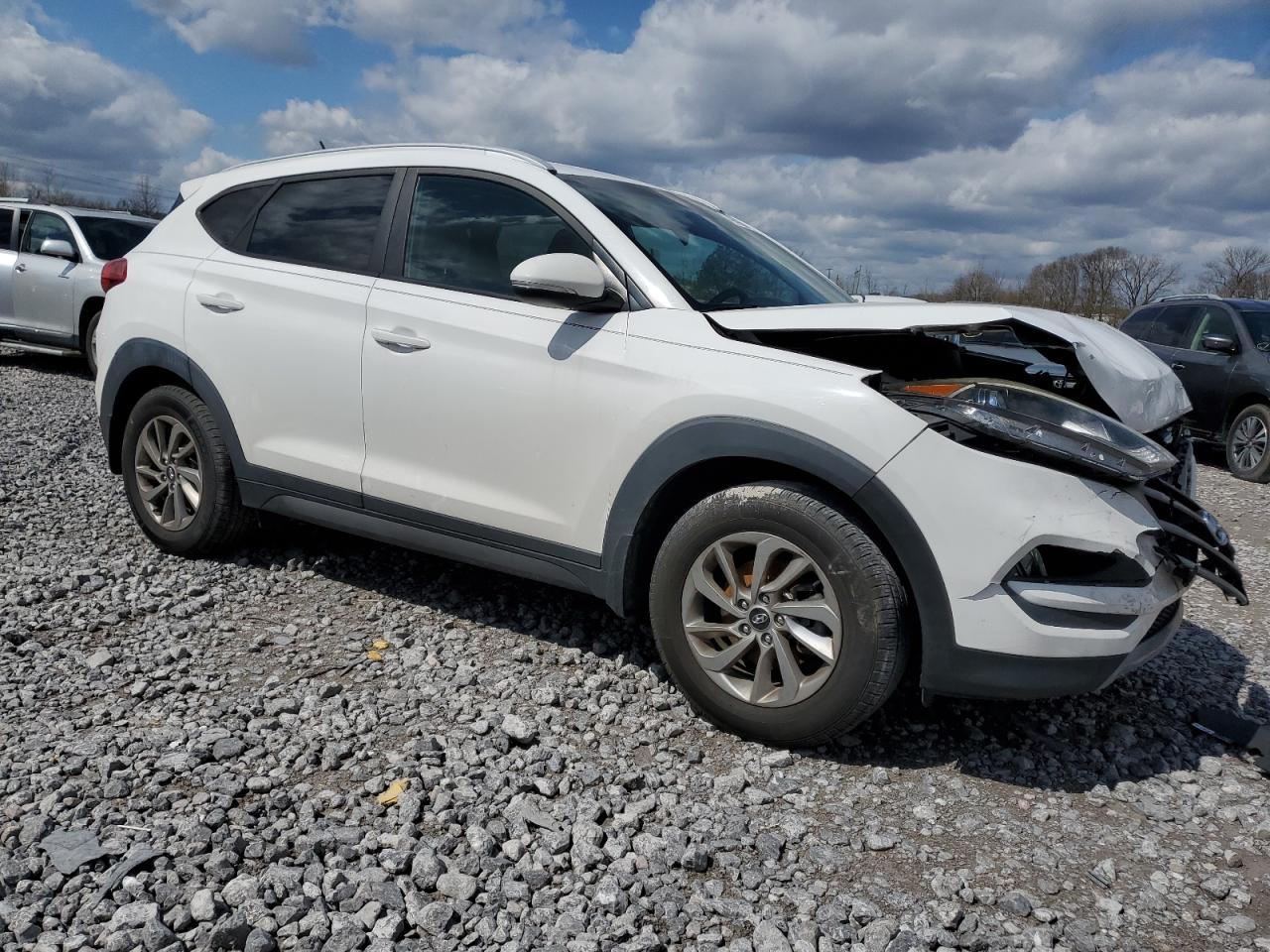 2016 Hyundai Tucson - Image 4