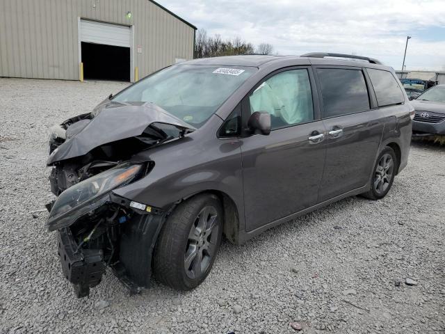 2015 Toyota Sienna Sport