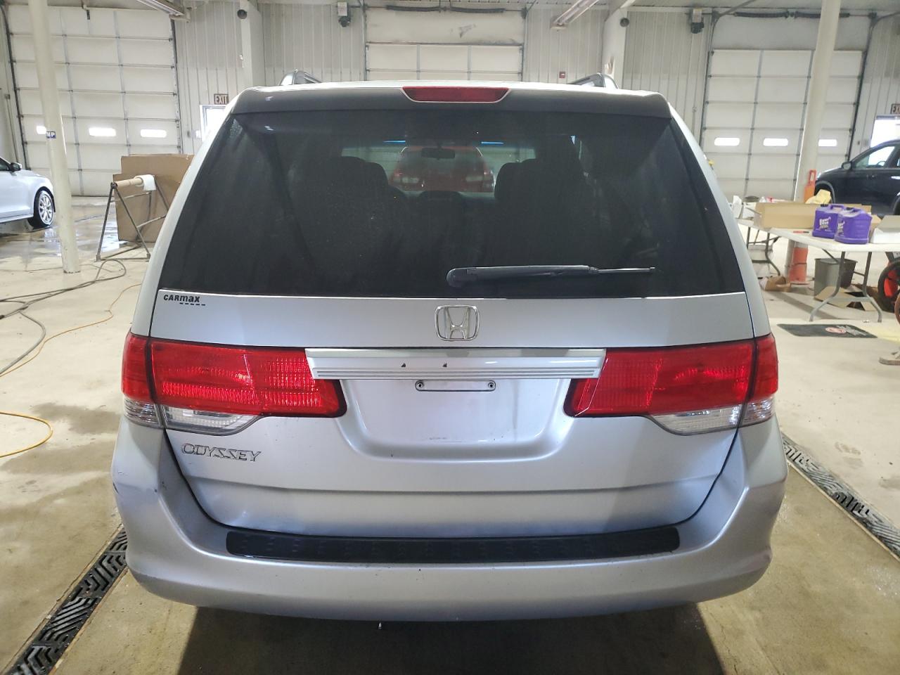 2010 Honda Odyssey - Image 6
