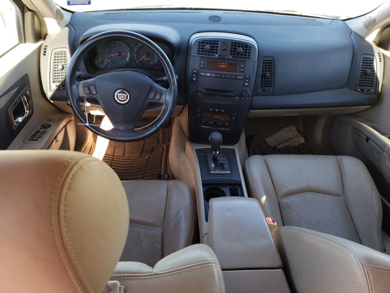 2004 Cadillac SRX - Image 8