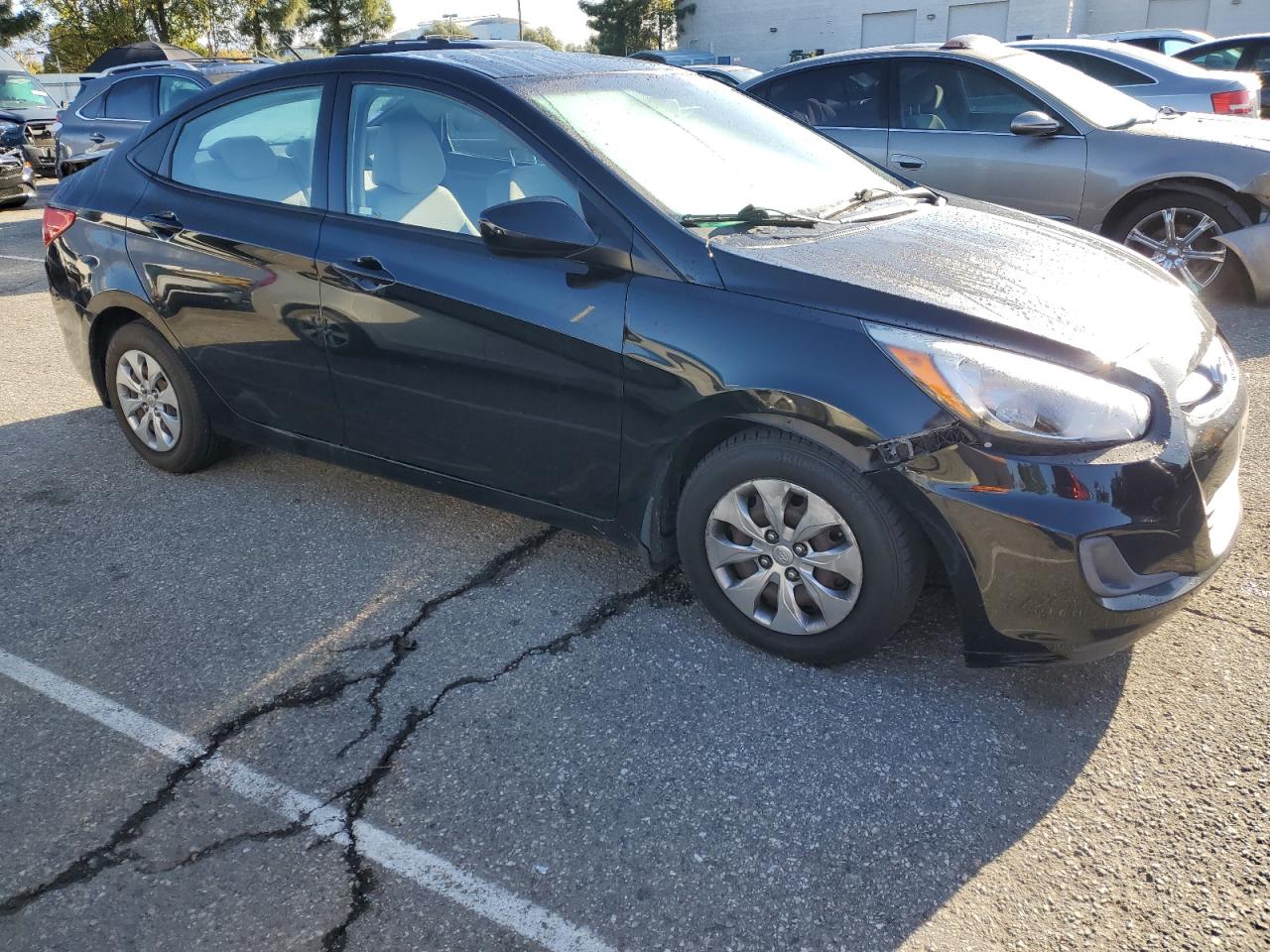 2017 Hyundai Accent - Image 4