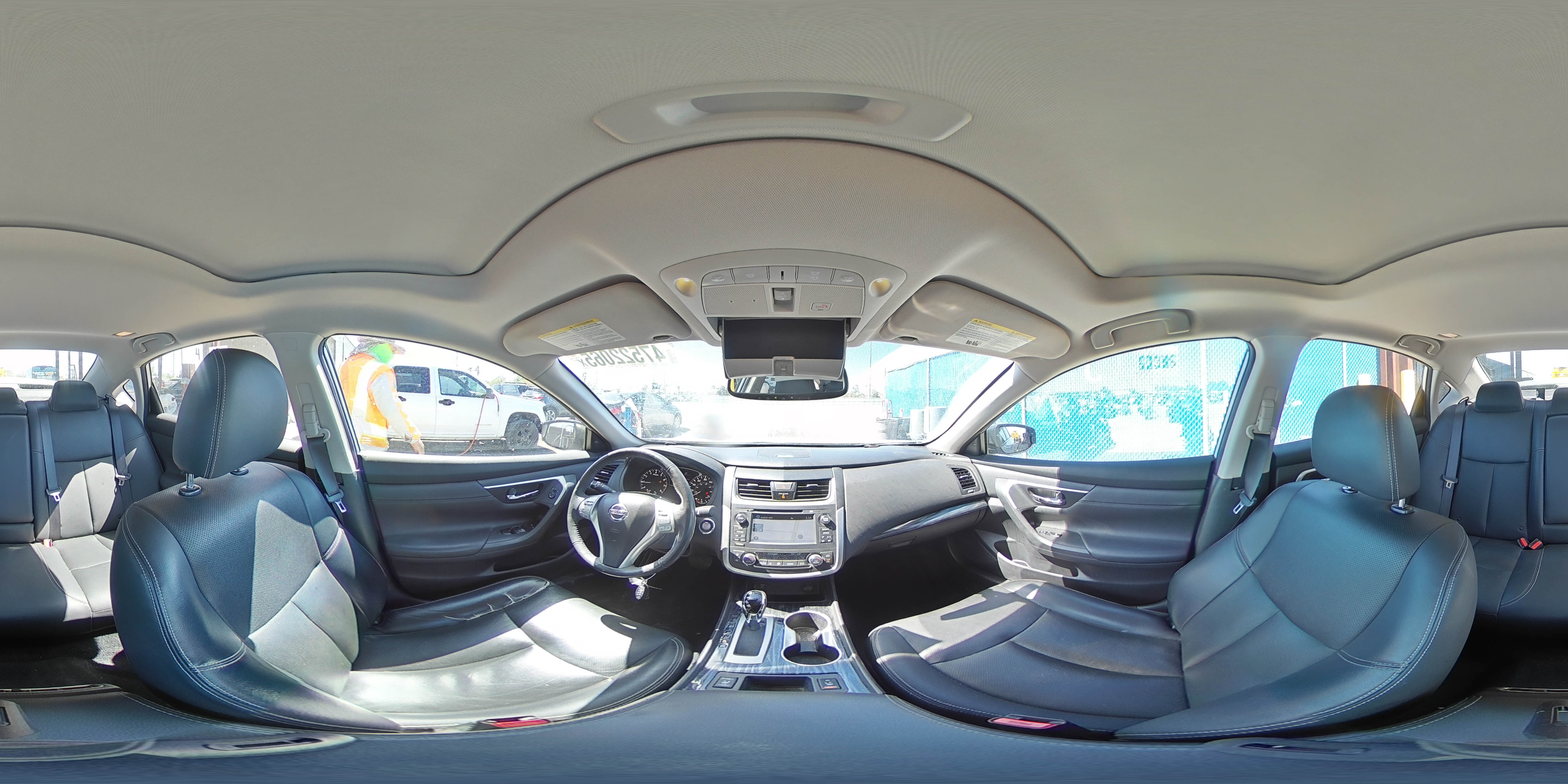 2017 Nissan Altima - Image 14