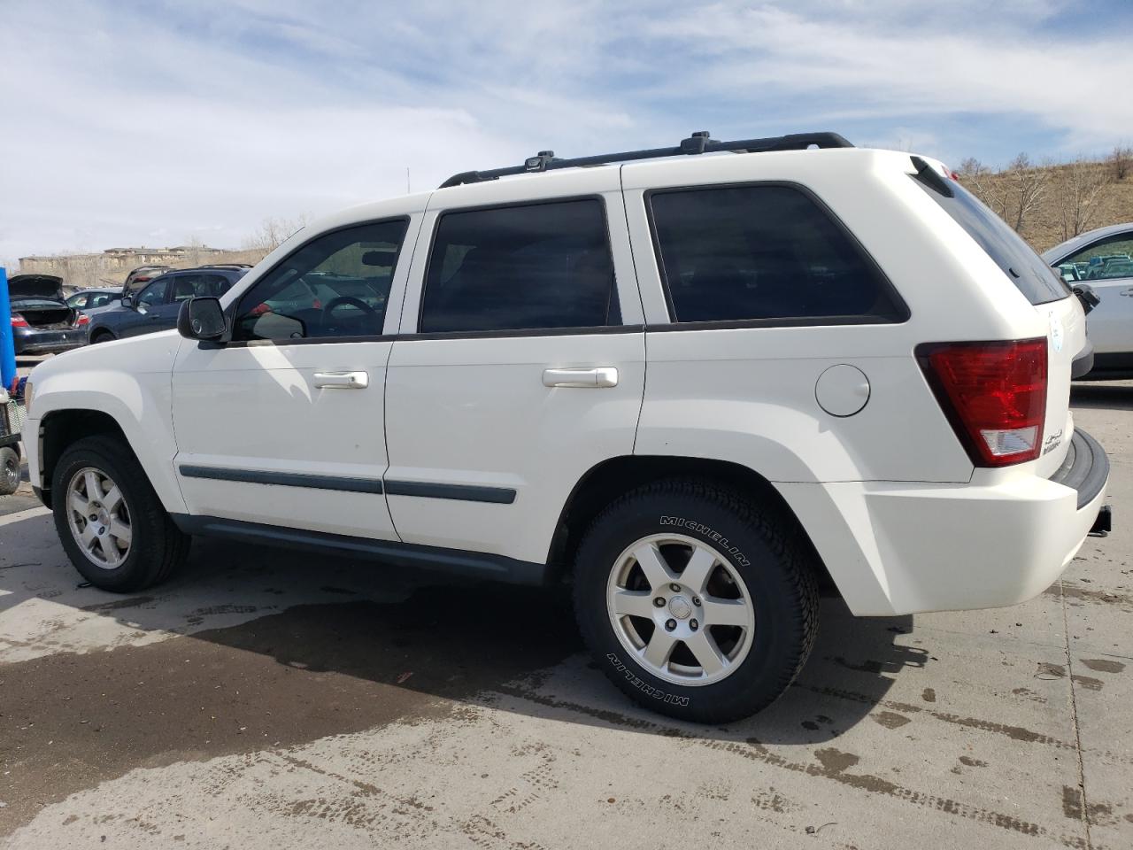 2009 Jeep Grand Cherokee - Image 2