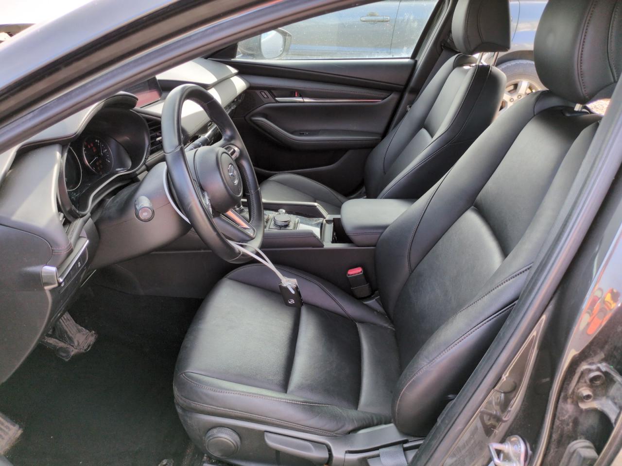 2019 Mazda 3 - Image 7