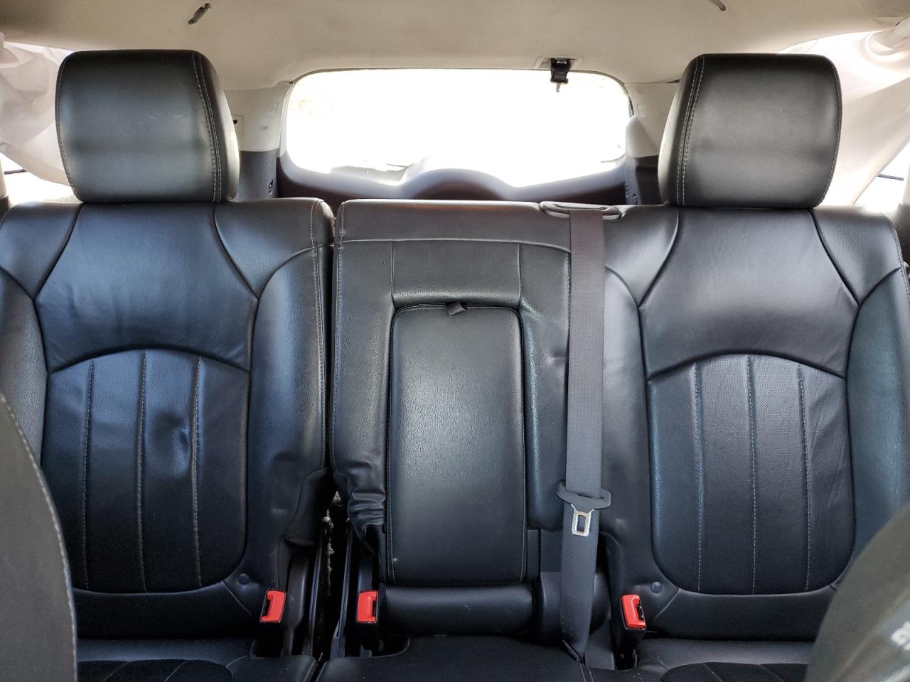 2015 Buick Enclave - Image 10