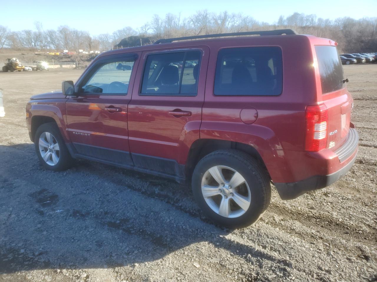 2014 Jeep Liberty (Patriot) - Image 2
