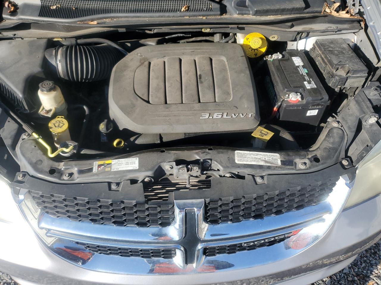 2014 Dodge Caravan - Image 12