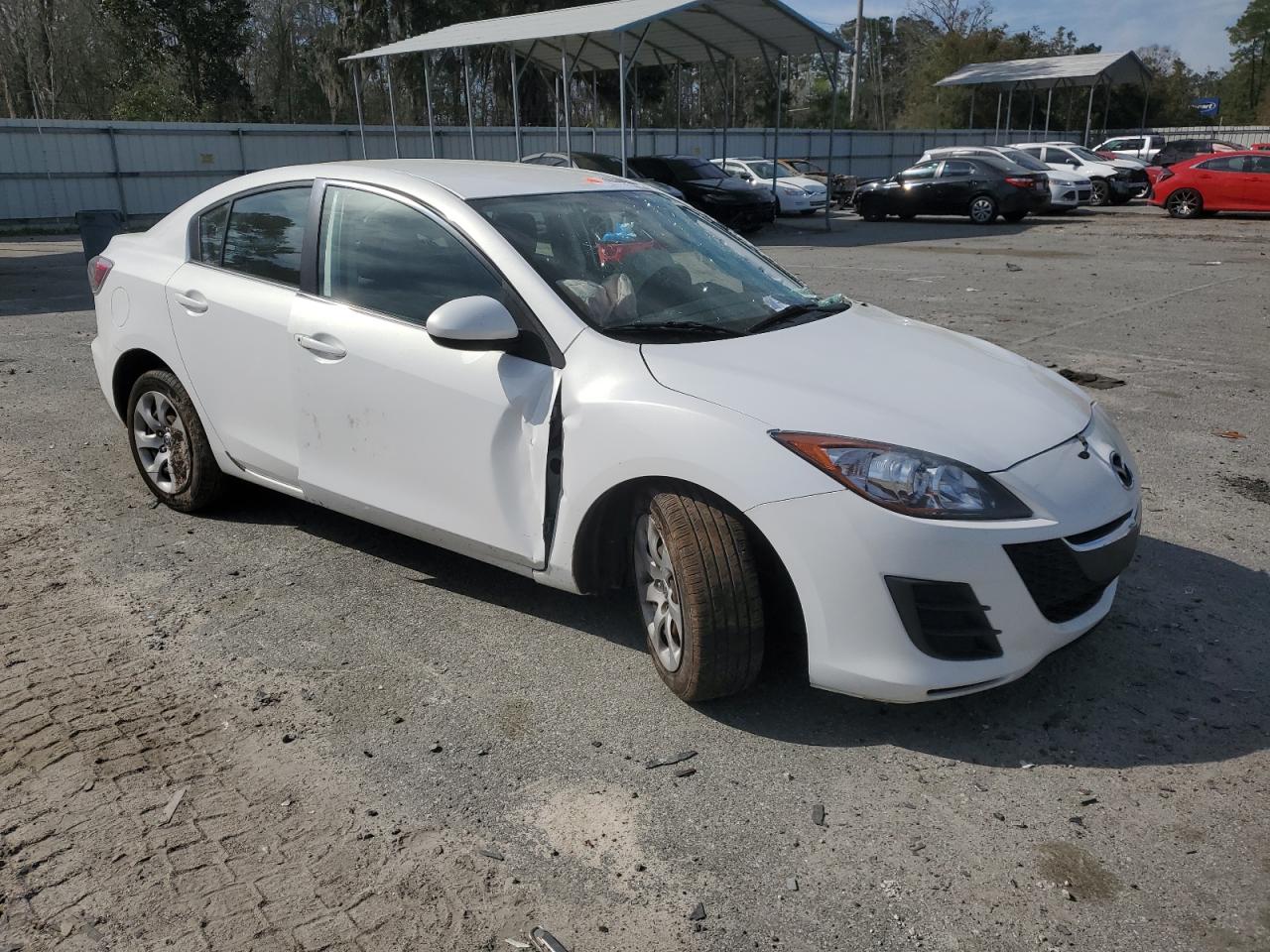 2010 Mazda 3 - Image 4