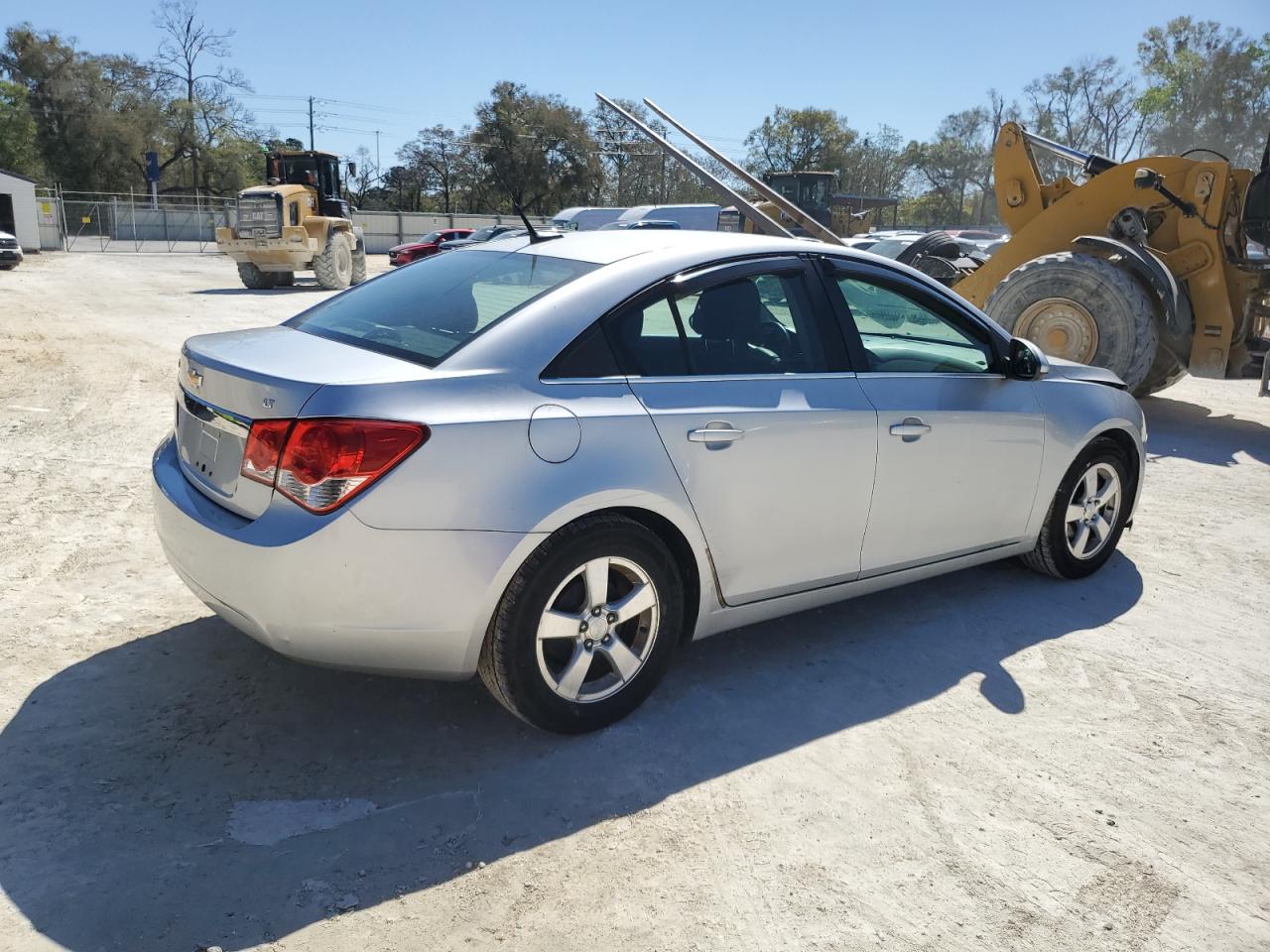 2013 Chevrolet Cruze - Image 3